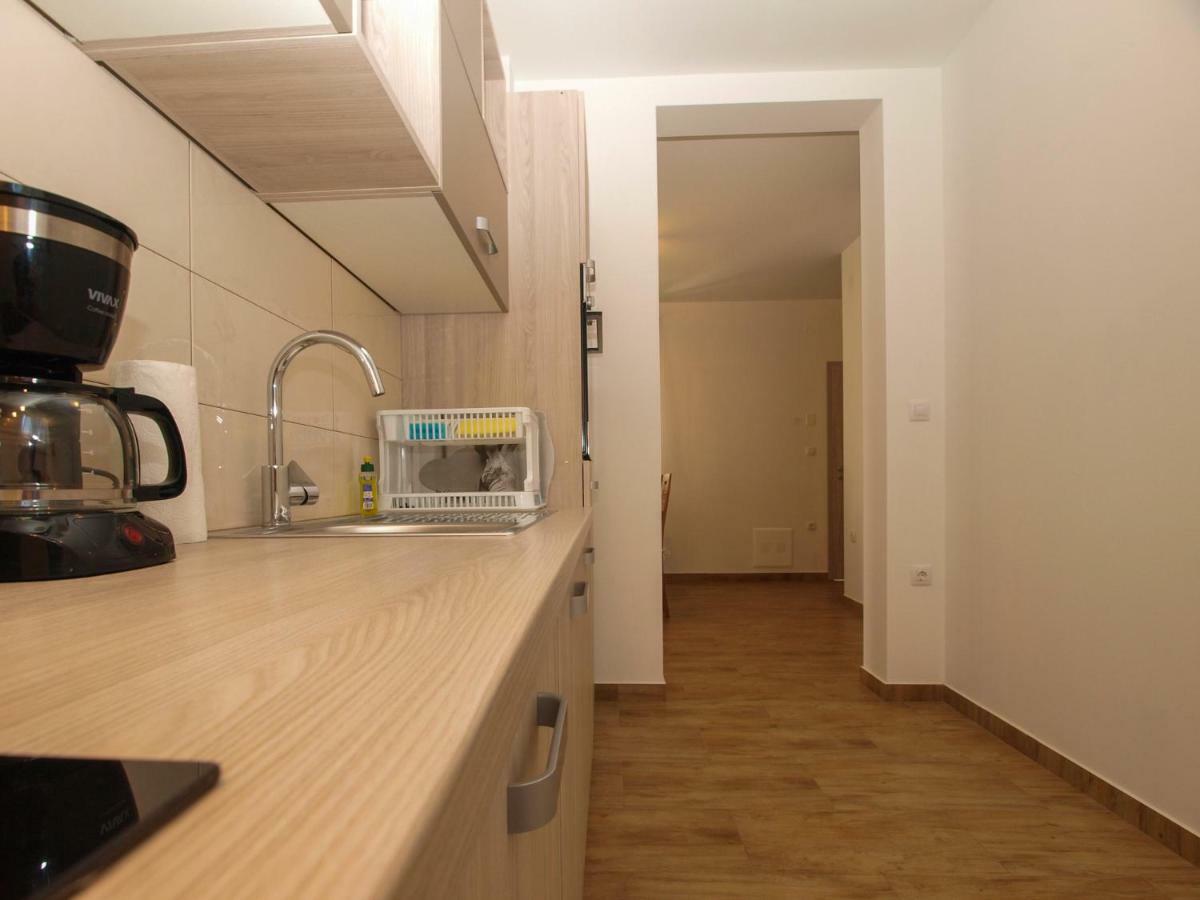 4 Stars Apartments-Pikula Fažana Exteriör bild